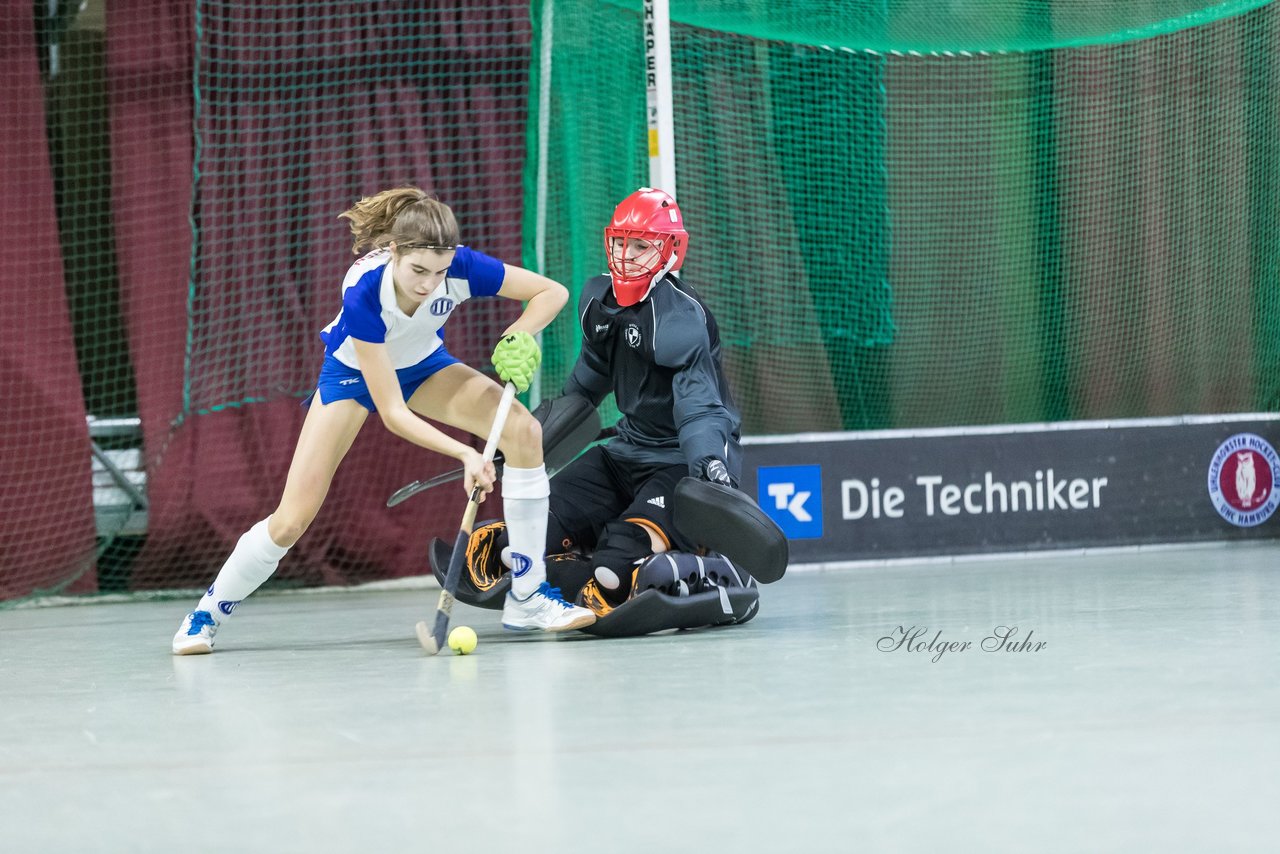 Bild 135 - B-Juniorinnen UHC